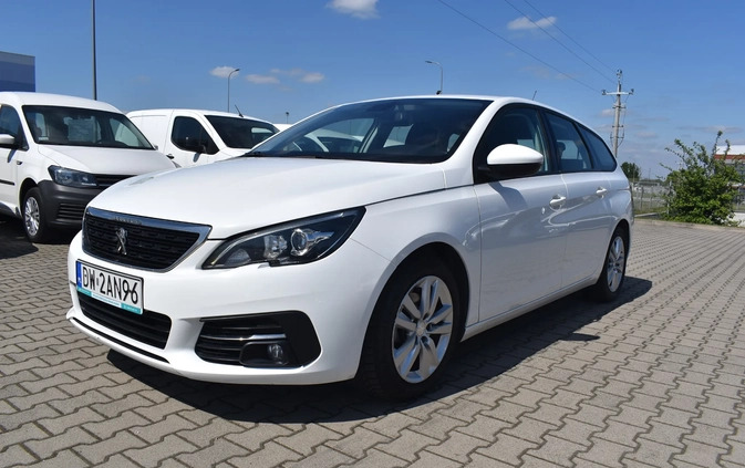 Peugeot 308 cena 40500 przebieg: 155259, rok produkcji 2018 z Wolbrom małe 704